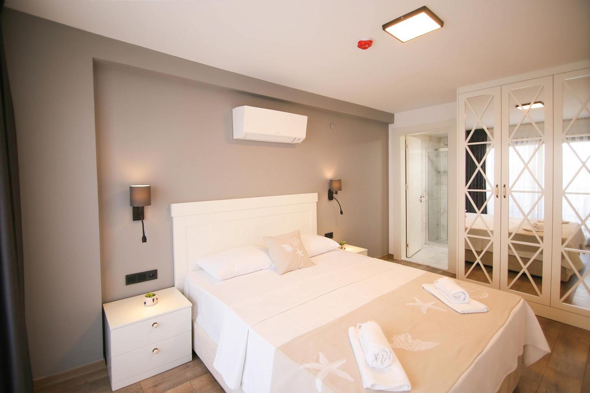 Krem Marin Otel Çeşme エクステリア 写真